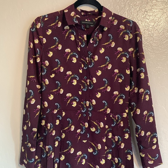 Banana Republic Maroon Floral Shirt Dress, Size 2 - Picture 3 of 12